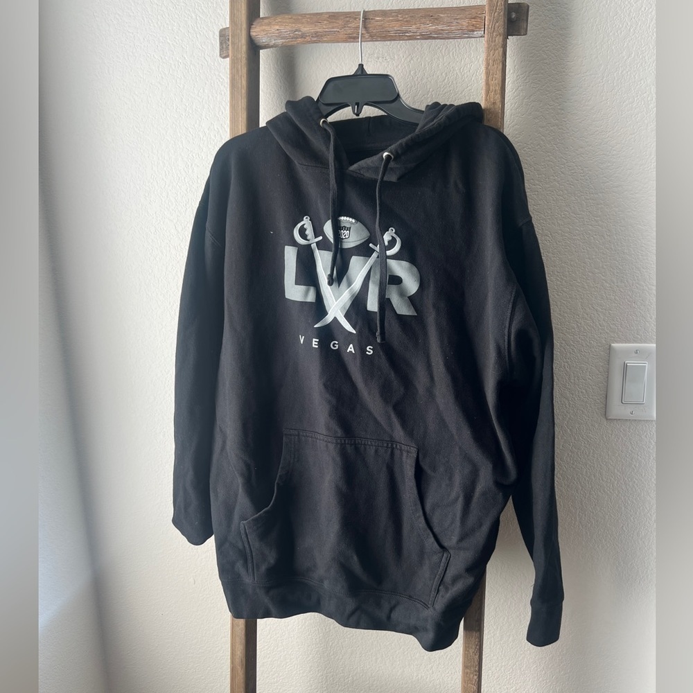 NWOT- men’s black raiders hoodie size XL - Picture 1 of 5